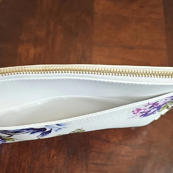 NWT White House Black Market Floral Studded Wristlet Clutch White, Purple - Picture 6 of 9